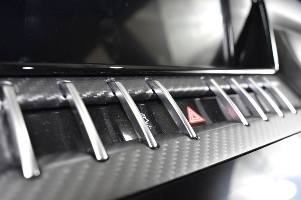 2023 Lamborghini Urus Performante