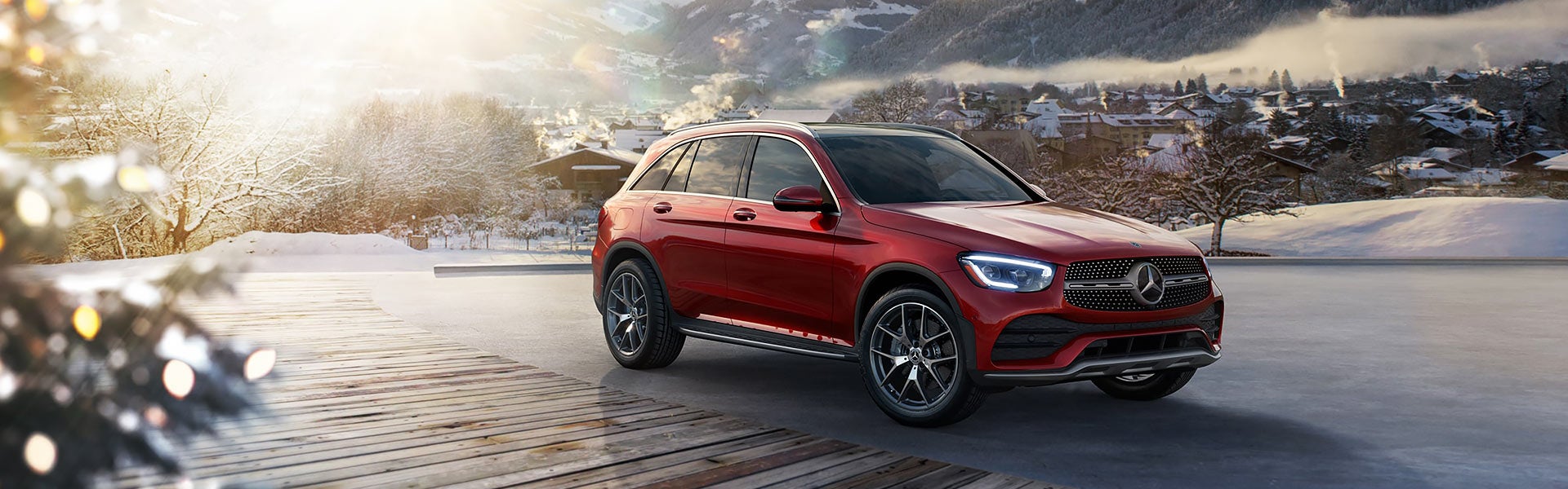 2025 Mercedes-Benz GLC 300 Hero