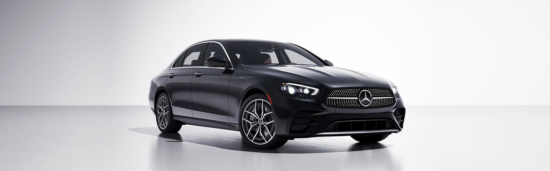 2025 Mercedes-Benz Hero