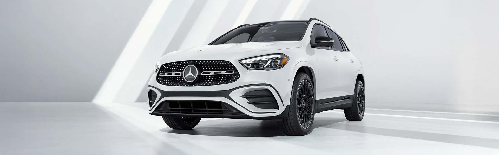 2026 Mercedes-Benz GLA 250 Hero
